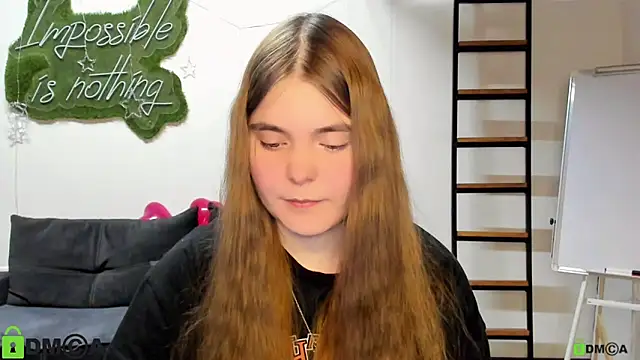 MiraaBloom Chat XXX in diretta