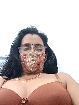 sanjana077 Webcam Show