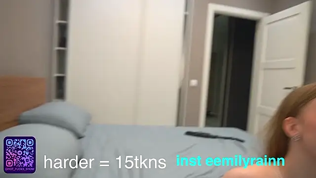 hot_fucks: διαδικτυακό σόου στην κάμερα