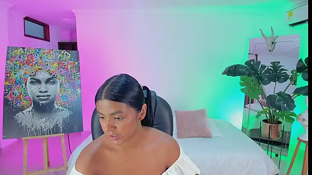 Chatroom XXX en direct de JANYLOVE__