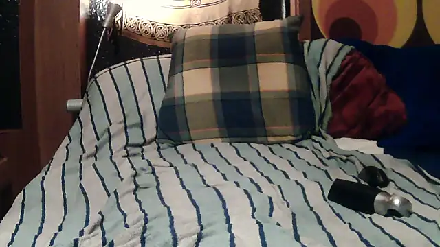 Chatroom XXX en direct de HardBenni