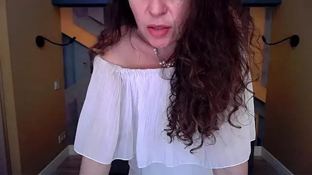 Czat XXX na żywo – EllaLong