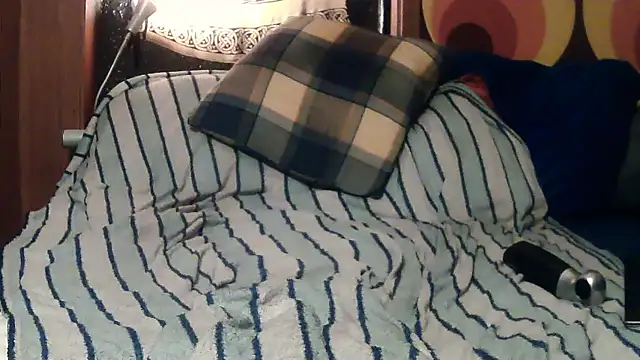 HardBenni webcam show