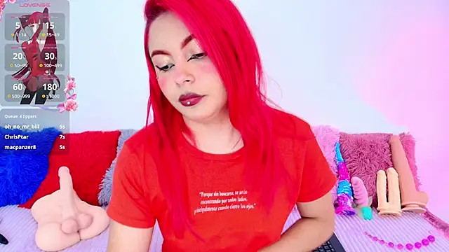 Cloee_Lovee Chat XXX in diretta