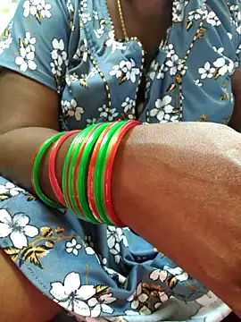 Tamilselviroja- 网络视讯表演