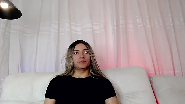 XXX chat uživo modela brihanna-young