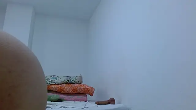 isabel_24_gil: απευθείας συνομιλία ΧΧΧ