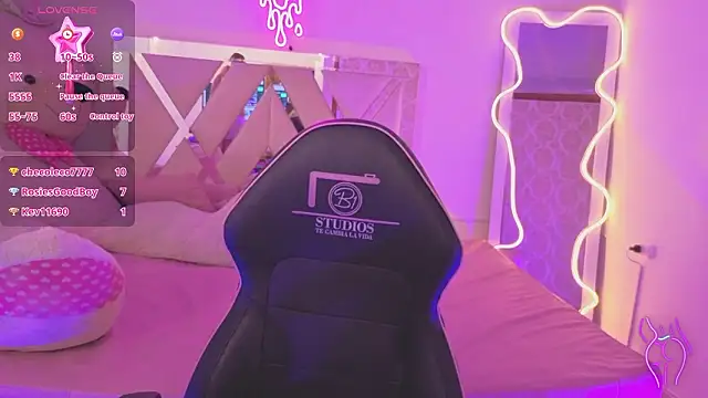 SABRIINA_TAYのライブXXXチャット