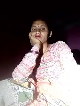 Show de Juli_rathore na webcam