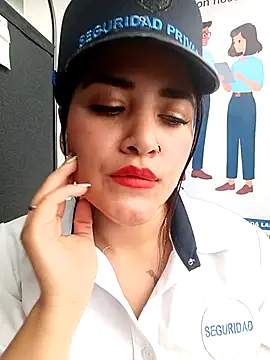 MAYE__13n Live XXX chat