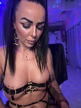 Онлайн чат XXX SofiaaMaria