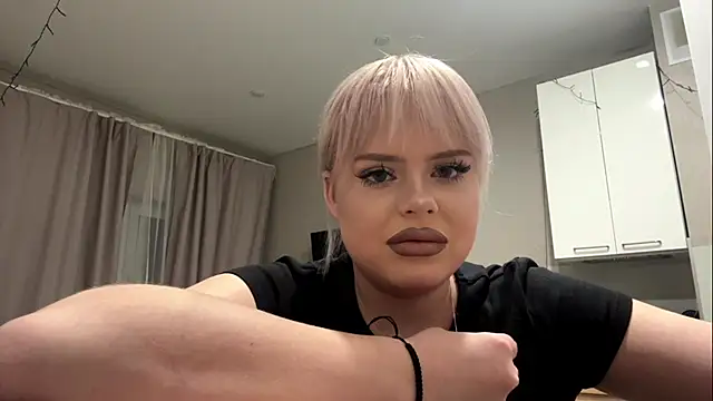 Онлайн чат XXX Lollyjollm