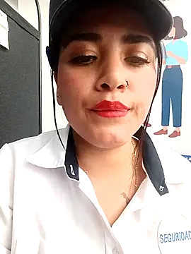 MAYE__13 লাইভ XXX চ্যাট