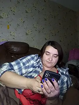 LiluHot élő XXX-chatje