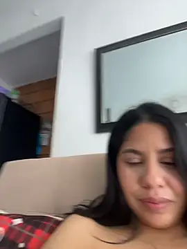 XXX chat uživo modela downsonMia