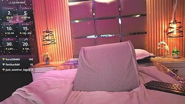 Emily_Roberts9 লাইভ XXX চ্যাট