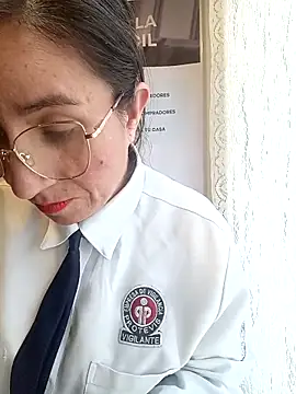 Valentina--1 Adlı Modelin Canlı XXX Sohbeti