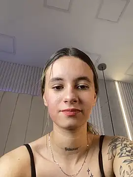 Онлайн чат XXX JuliaColemann