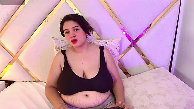 Chatroom XXX en direct de Alice_BigBoobs_Milk