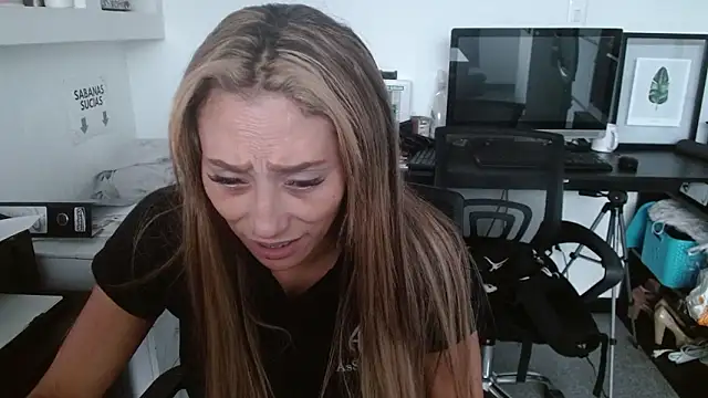 Chat +18 de salome_drasin ao vivo