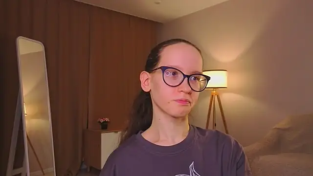 BettyBrowni: απευθείας συνομιλία ΧΧΧ