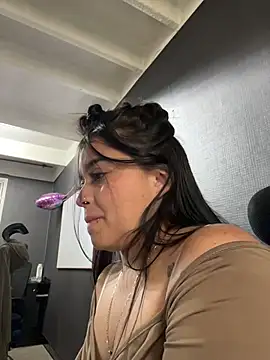 Živý XXX chat Emily_Rivers_