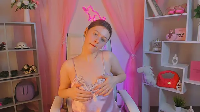 CelestineMauriac Chat XXX live