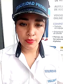 Chatroom XXX en direct de MAYE__13