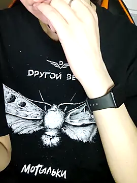 Aashikalaa 即時 XXX 聊天