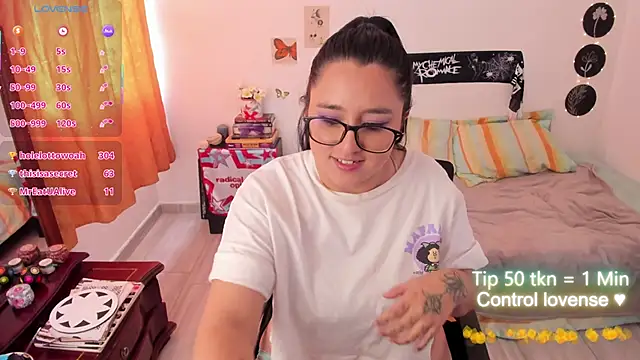 Cherry_blush_'s Live XXX Chat