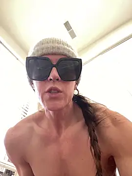 Chatroom XXX en direct de mrs__unknown