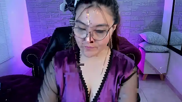 conniejames_m Chat XXX live