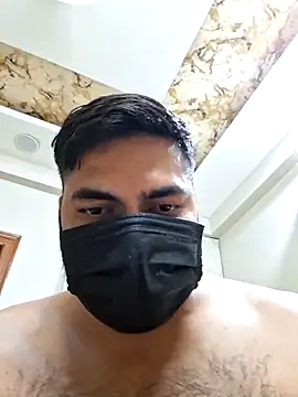 lilmisscutie Adlı Modelin Canlı XXX Sohbeti