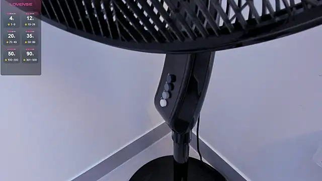 Ian_Castillo_ Adlı Modelin Canlı XXX Sohbeti