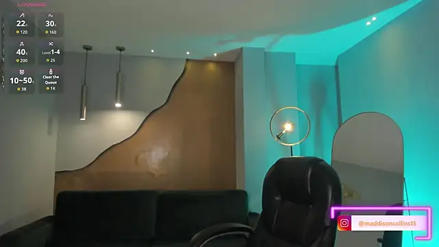 MaddisonCollins Adlı Modelin Canlı XXX Sohbeti