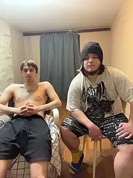 desiredude9 Show in webcam