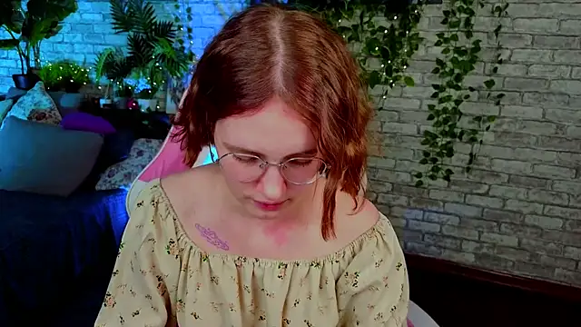 Mia_Mooore Chat XXX live