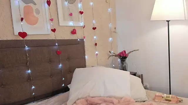 SalomeStorm_ Adlı Modelin Canlı XXX Sohbeti