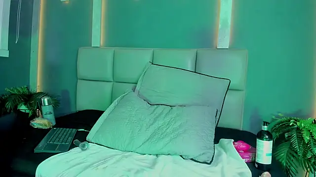 Вебкам-шоу FemNoa