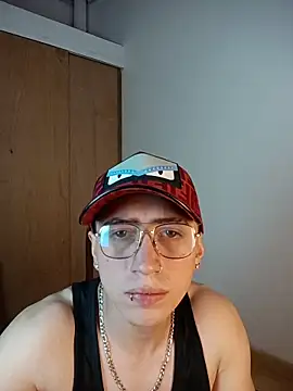 Emmanuel_Lust 现场XXX聊天