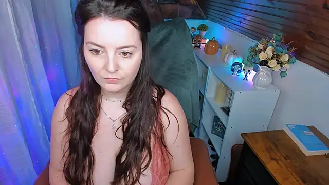 ErinMarshall Adlı Modelin Canlı XXX Sohbeti