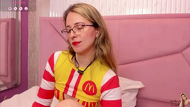 AmbeerWood_ Live XXX-Chat