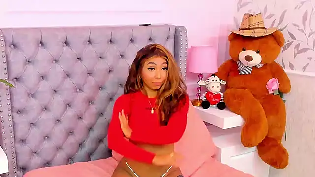 Онлайн чат XXX HaileeRoberts