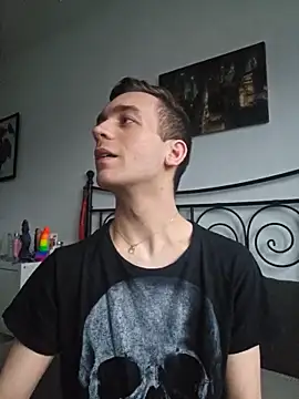 nickdtr23 élő XXX-chatje