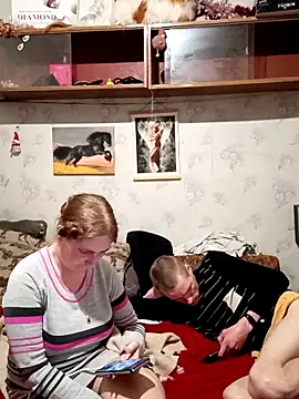 Chat +18 de Koketka_nelegal_ ao vivo