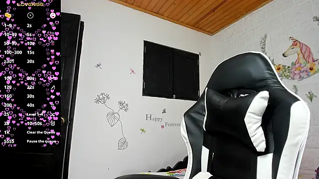 Chat +18 de alisson_hoffman05 ao vivo