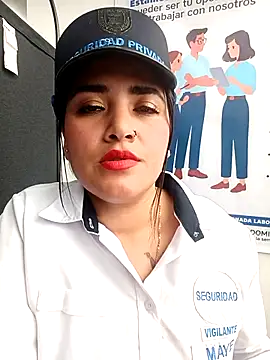 Chat XXX en directo de MAYE__13