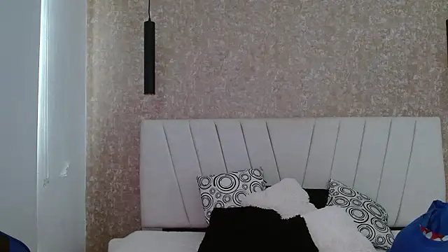 Онлайн чат XXX AliceSmity_