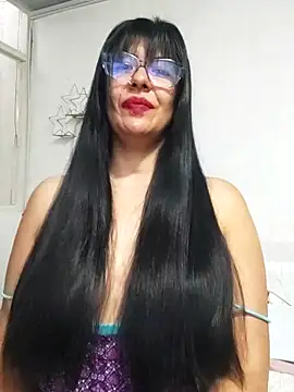 Chat +18 de aisha_latina ao vivo