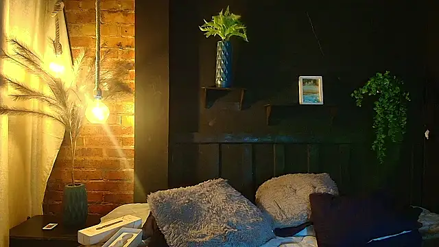 sahra_taylor_ Adlı Modelin Canlı XXX Sohbeti